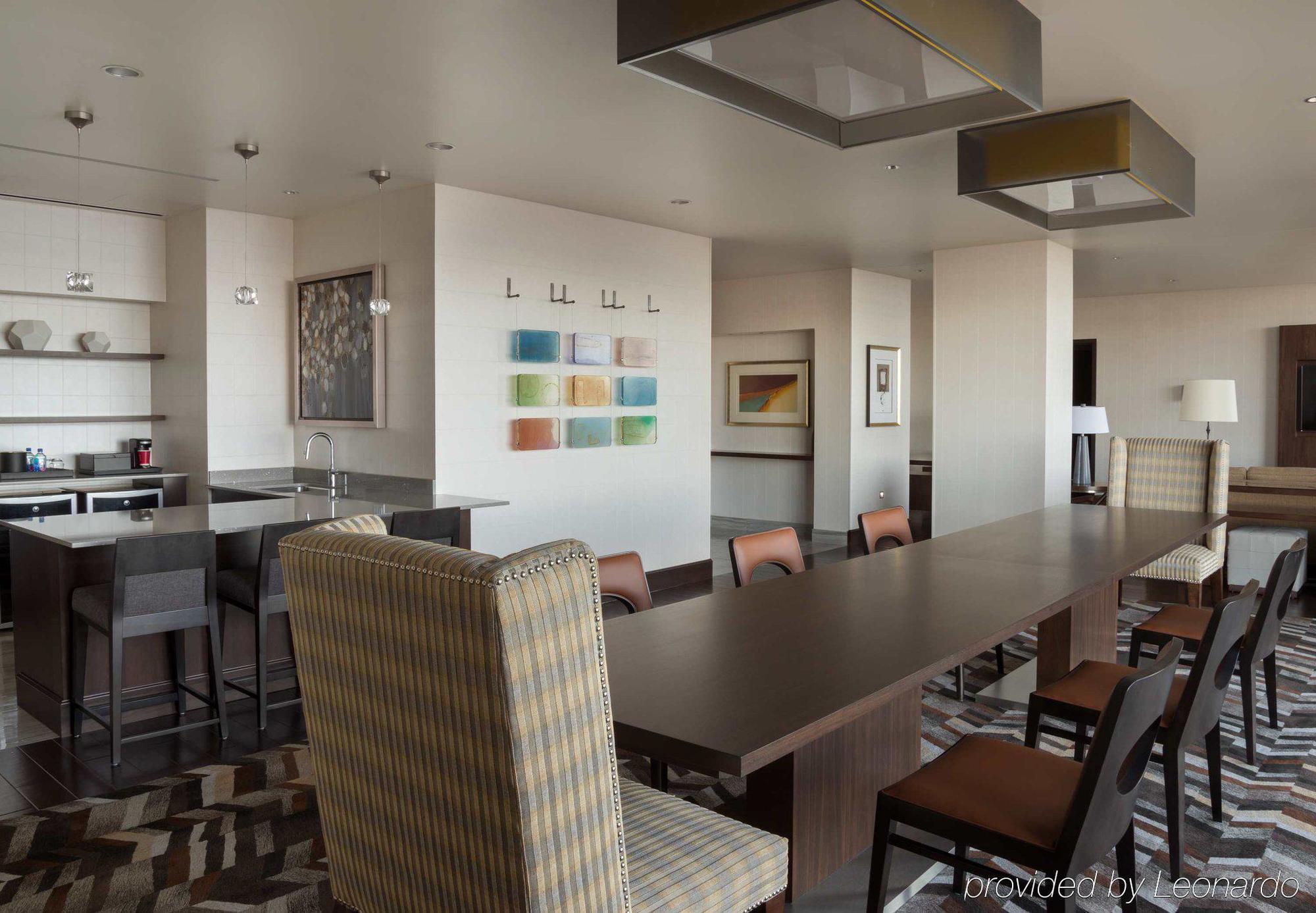 Buffalo Marriott At Lecom Harborcenter Екстер'єр фото