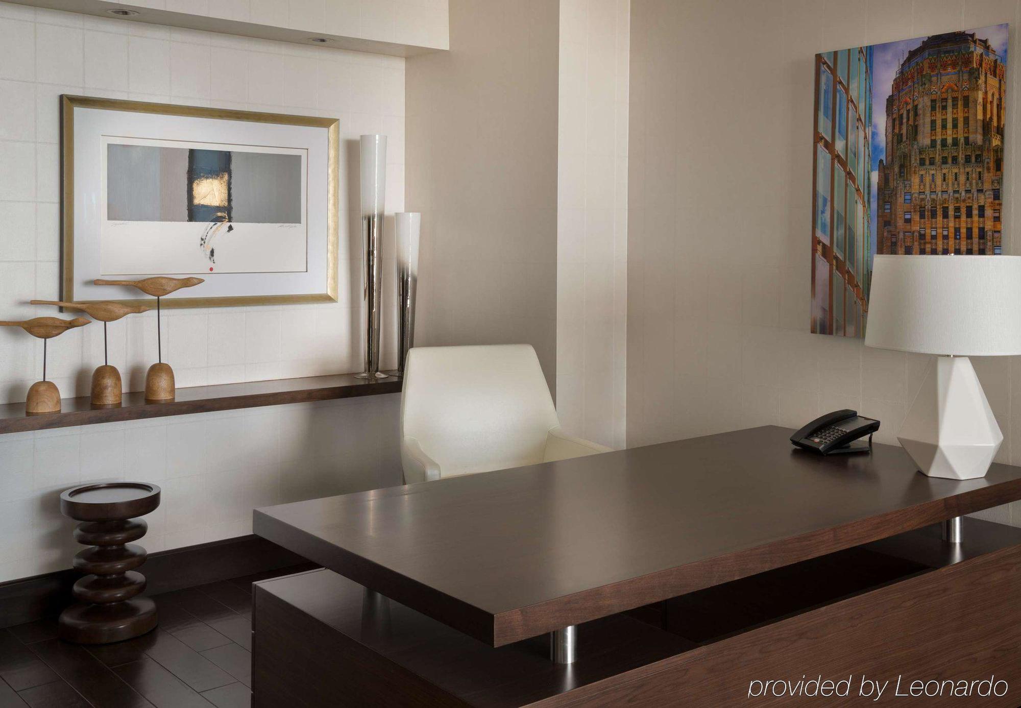 Buffalo Marriott At Lecom Harborcenter Екстер'єр фото