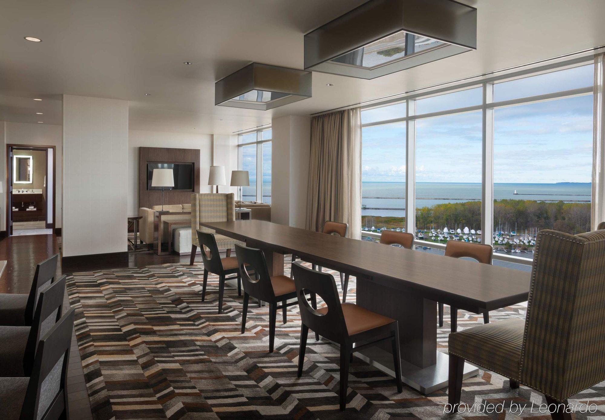 Buffalo Marriott At Lecom Harborcenter Екстер'єр фото