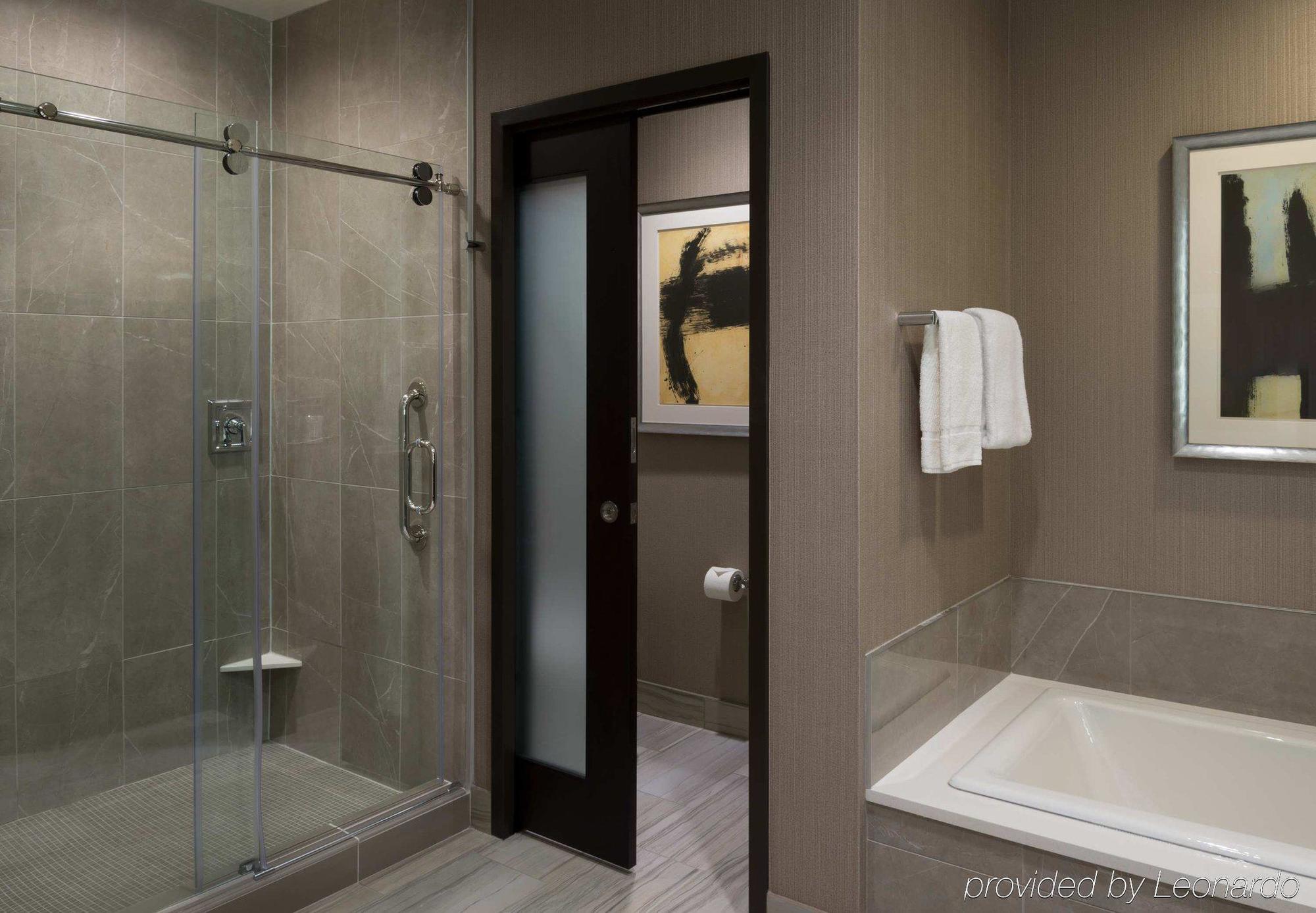 Buffalo Marriott At Lecom Harborcenter Екстер'єр фото